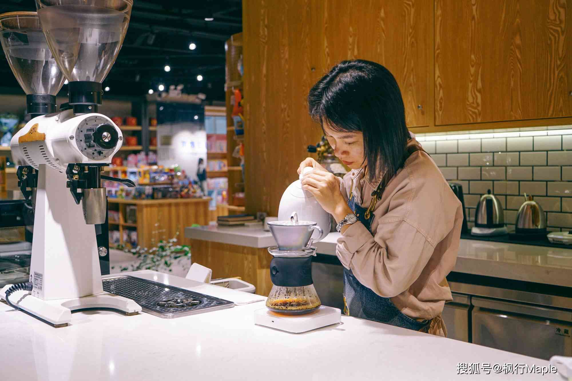 深度探店指南：达人亲测推荐，解锁隐藏美食秘境