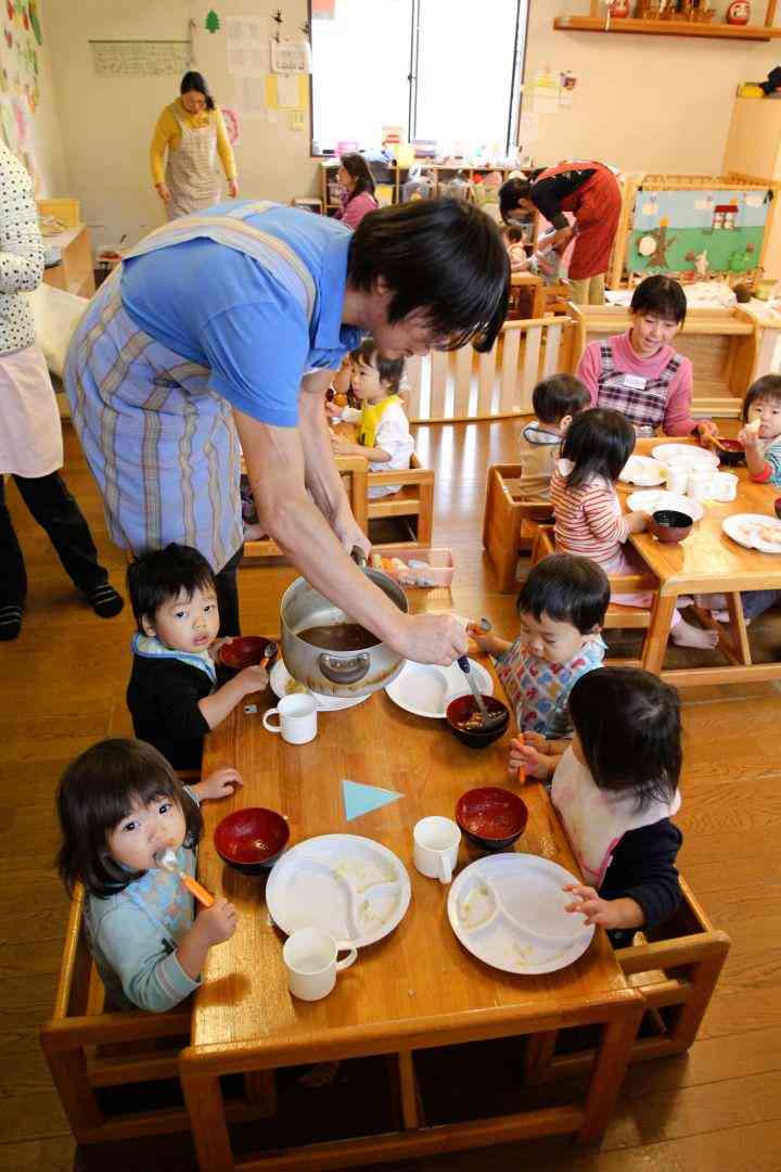 幼师日常：馨文案短句，记录孩子们幼儿园里的朋友时光