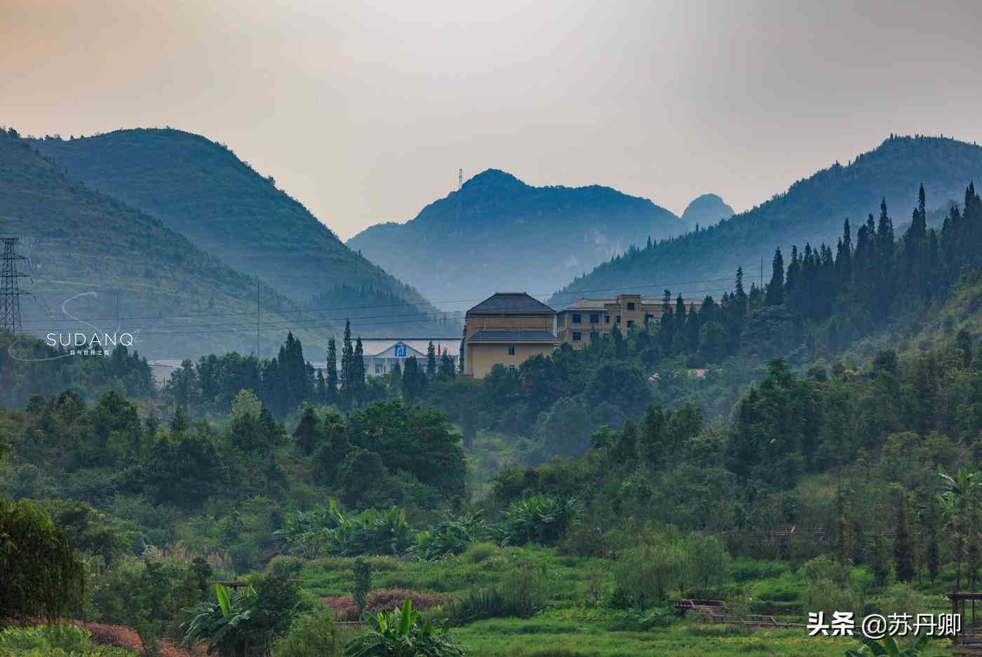 西彩虹瀑布攻略：揭秘瀑布风貌与门票详情，畅游旅游胜地