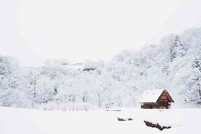 雪景文案短句：干净治愈、简短柔、简单治愈