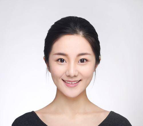 证件照女士发型素材：女性证件照发型怎么梳好看及照片素材女